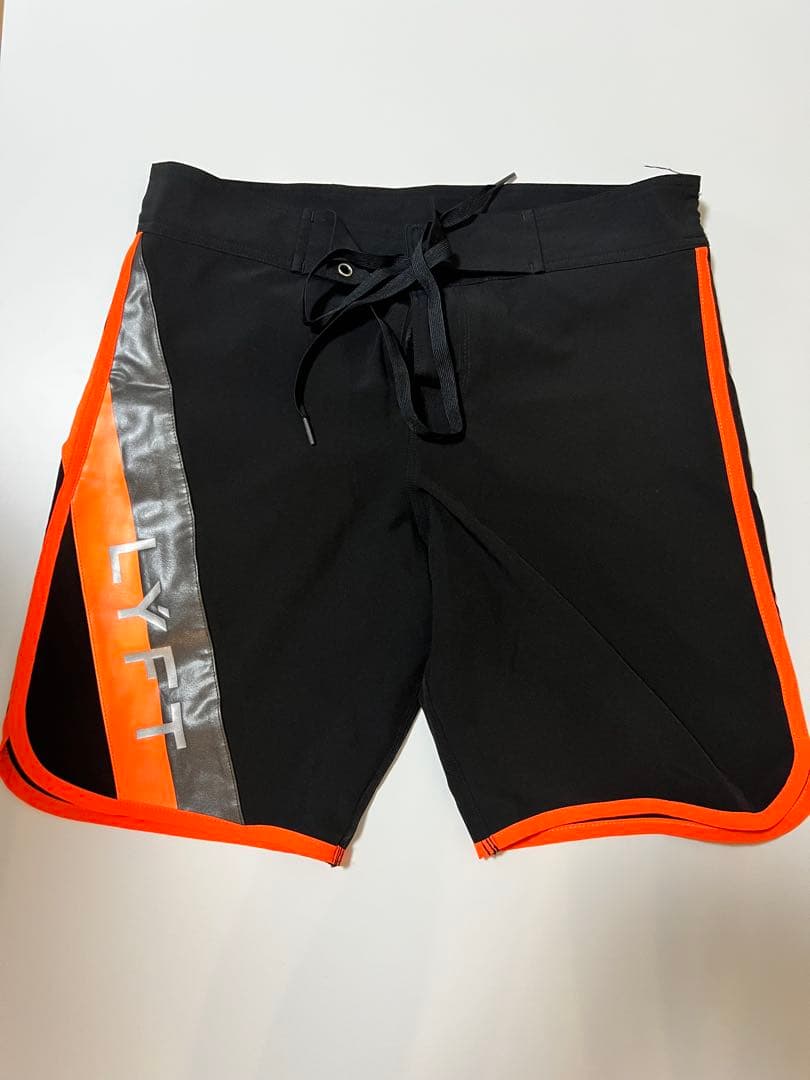 LYFT ステージショーツ　サーフパンツ