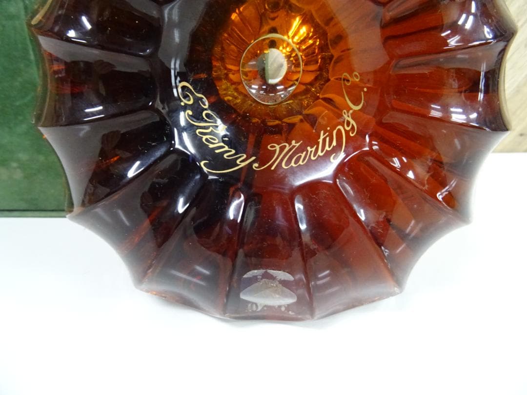 山*田様 宇016 レミーマルタン CENTAURE CRISTAL 700ml