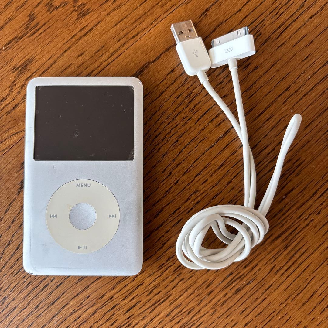 iPod Classic 120GB シルバー USBケーブル付き A1238