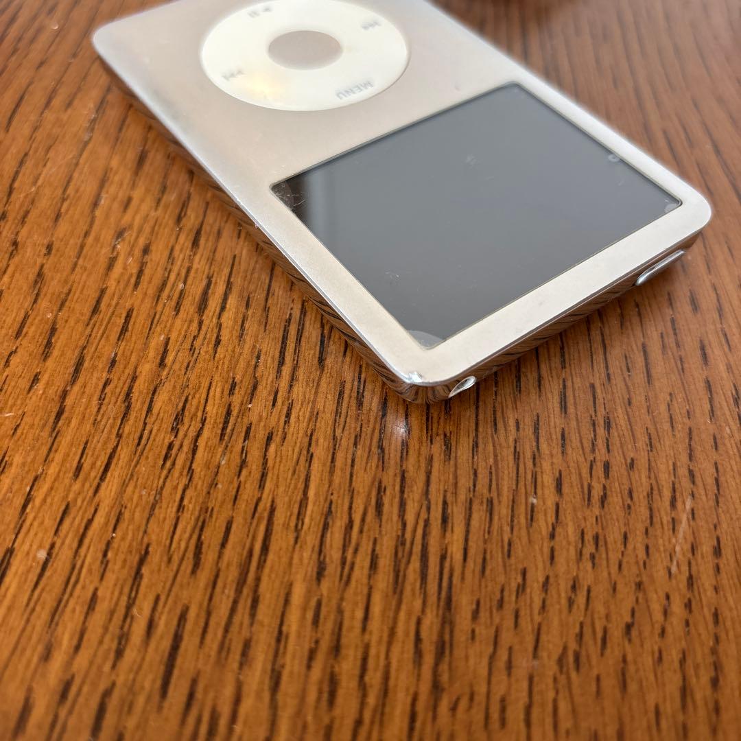iPod Classic 120GB シルバー USBケーブル付き A1238