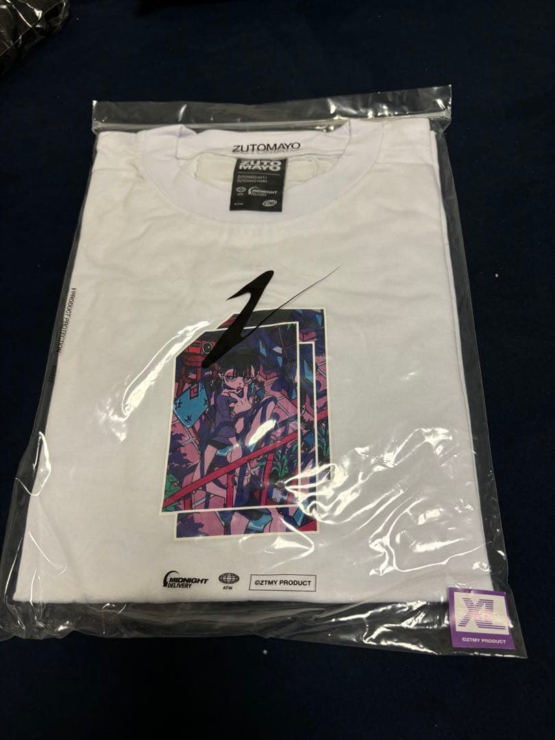 ずっと真夜中でいいのに　ホワイトTシャツ　長袖