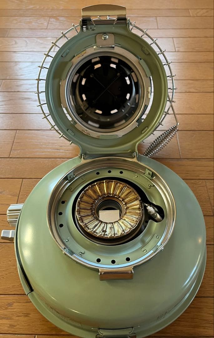 センゴクアラジン　ポータブルガスストーブ グリーン