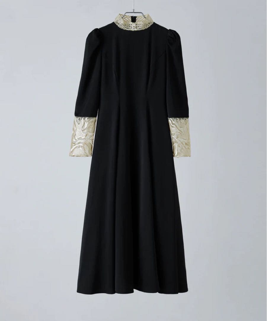 美品✨etoll バック刺繍フレアドレス　パーティー　オケージョン　結婚式　M