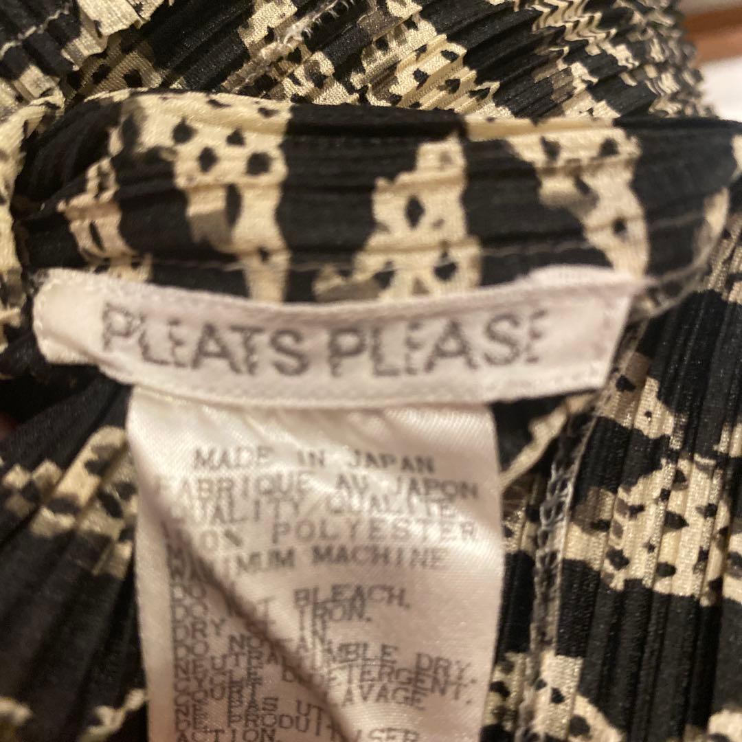 pleatsplease ノースリーブ