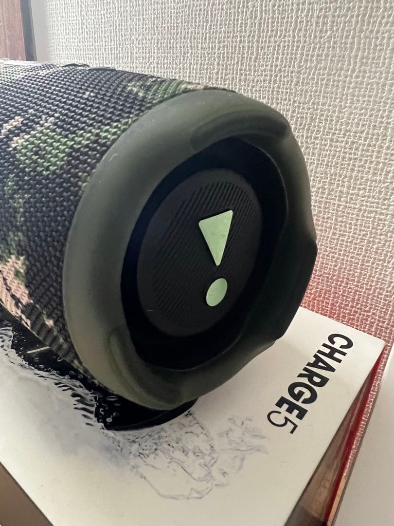 スピーカー・ウーファー JBL Charge 5 camo