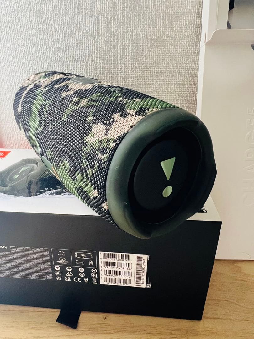 スピーカー・ウーファー JBL Charge 5 camo