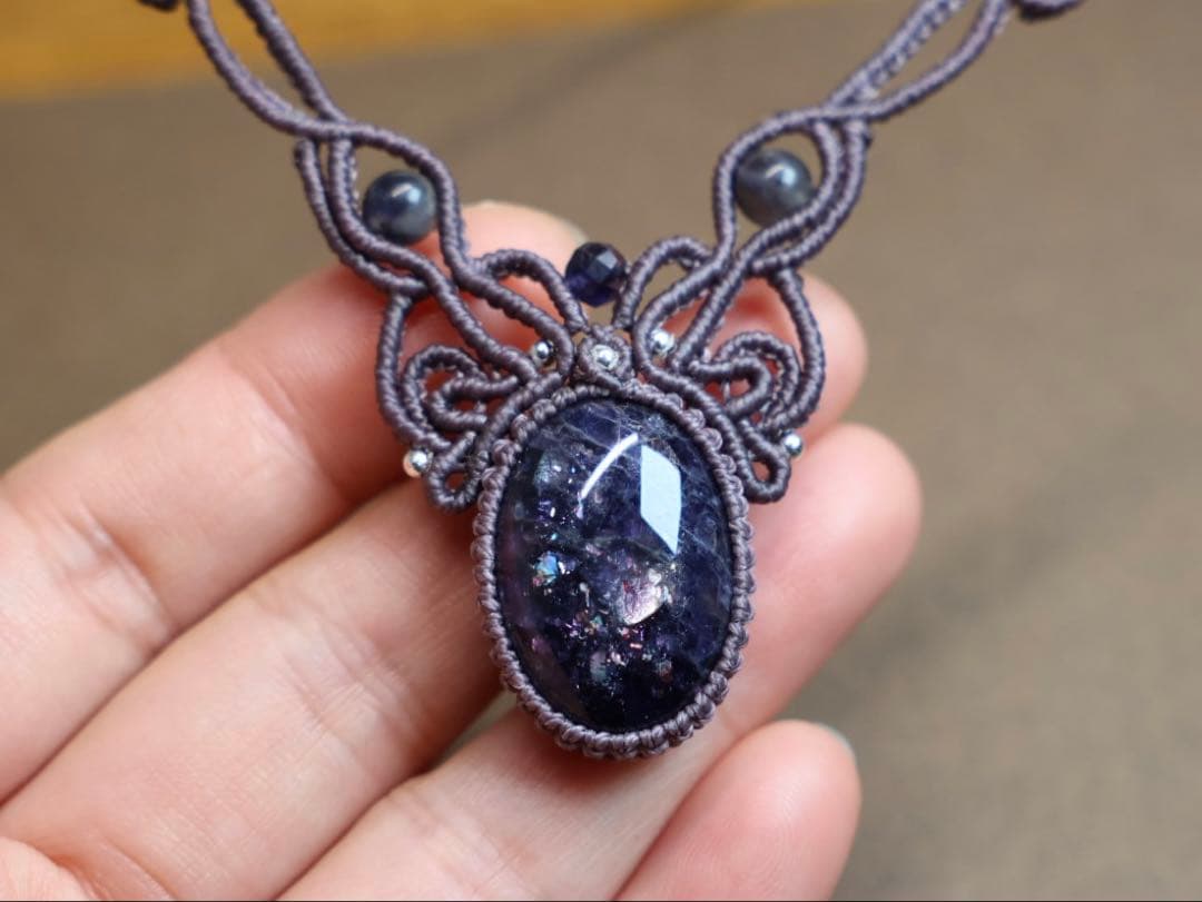 アイオライト　マクラメ　ネックレス