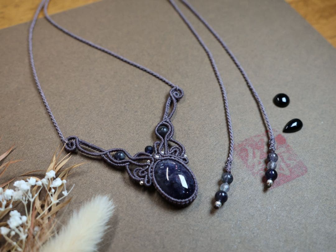 アイオライト　マクラメ　ネックレス