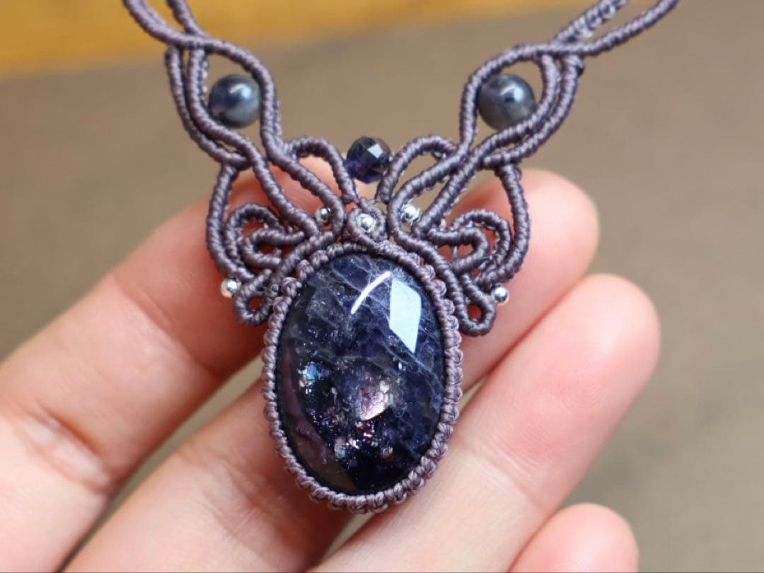 アイオライト　マクラメ　ネックレス