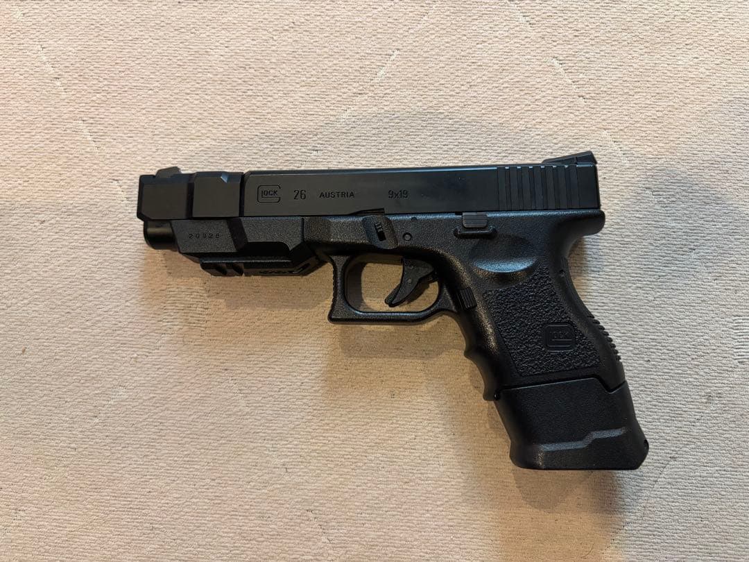 東京マルイGlock26アドバンス ガスブローバックマガジン2本付き