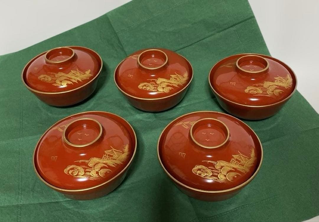 赤い漆器金彩蓋付き椀 5個セット紙箱付き