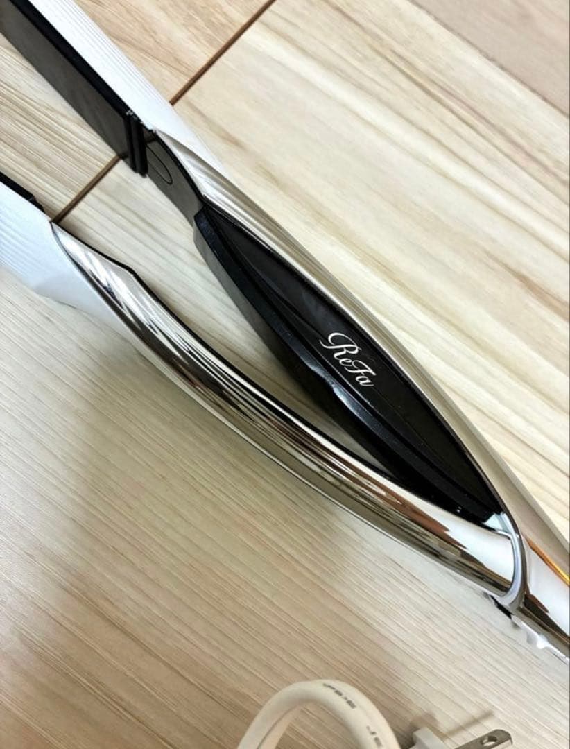 ★美品★ReFa ビューティックストレートヘアアイロン