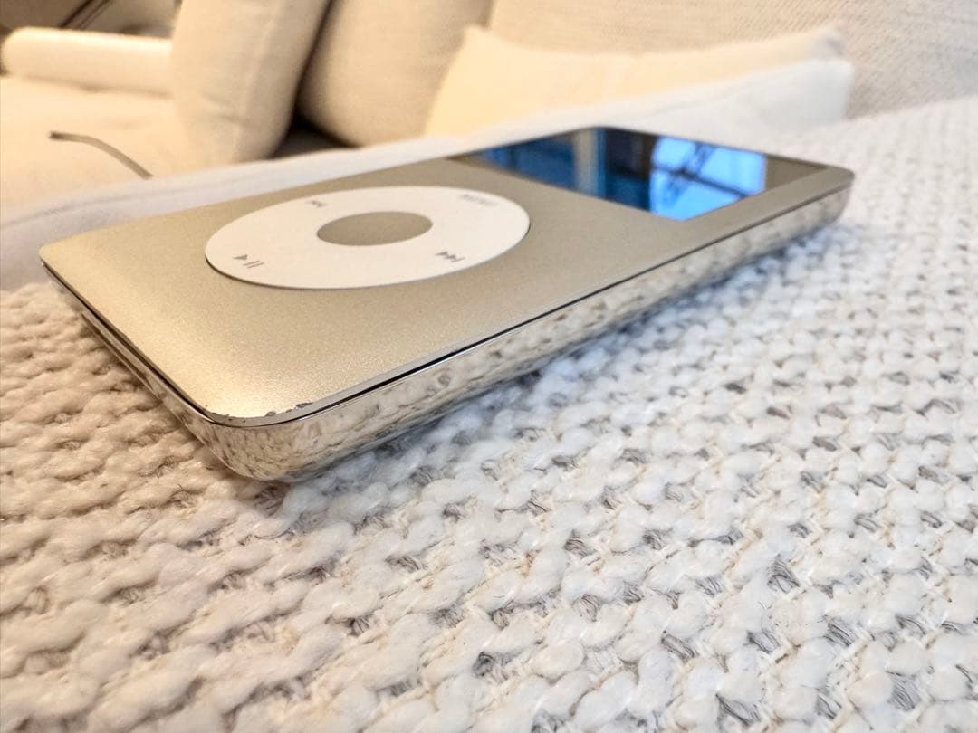 美品 iPod classic 120GB アイポッド シルバー 動作確認済