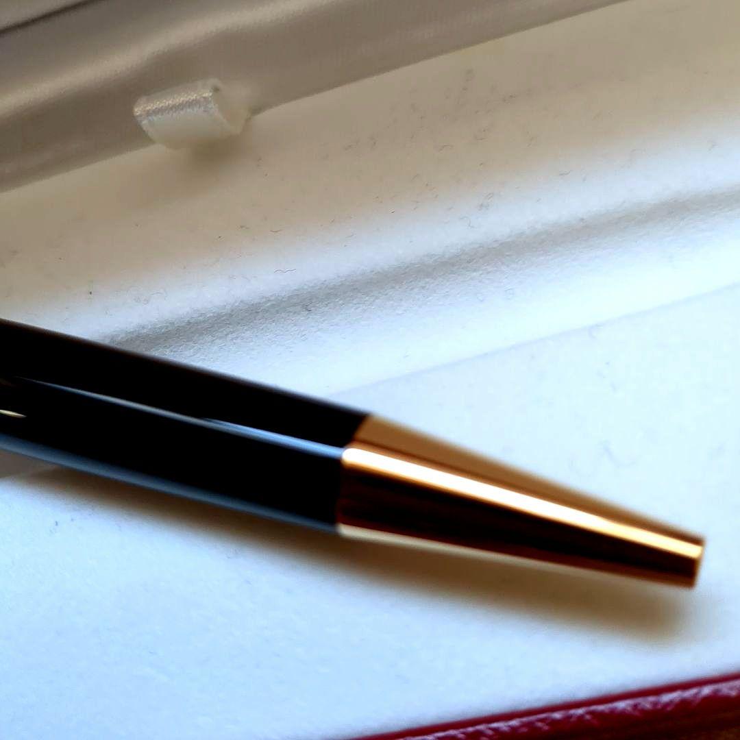 Cartier カルティエトリニティドゥカルティエ　ボールペン 新品未使用