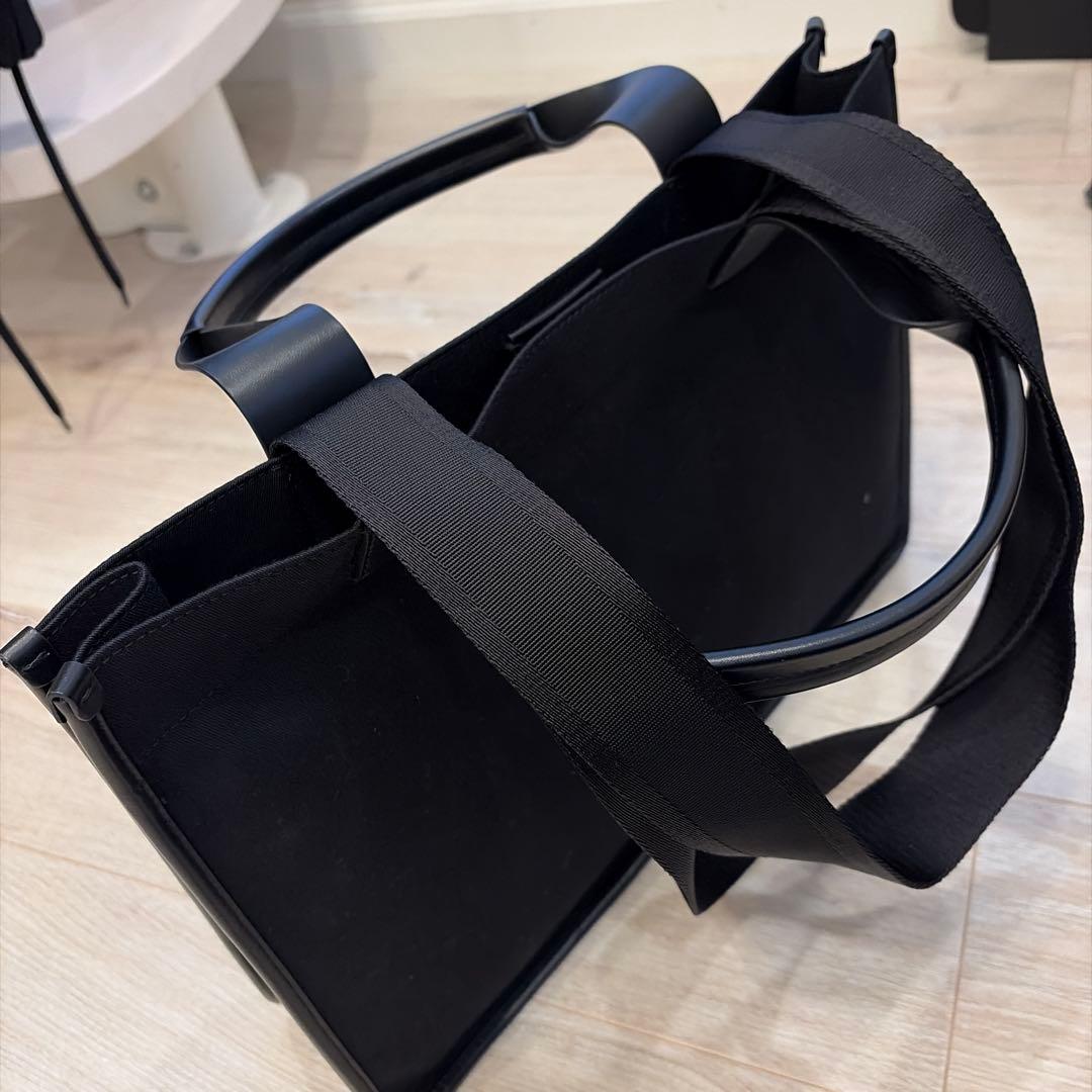 イ*グ様 Maison Margiela ブラックショルダーバッグ カレンダー