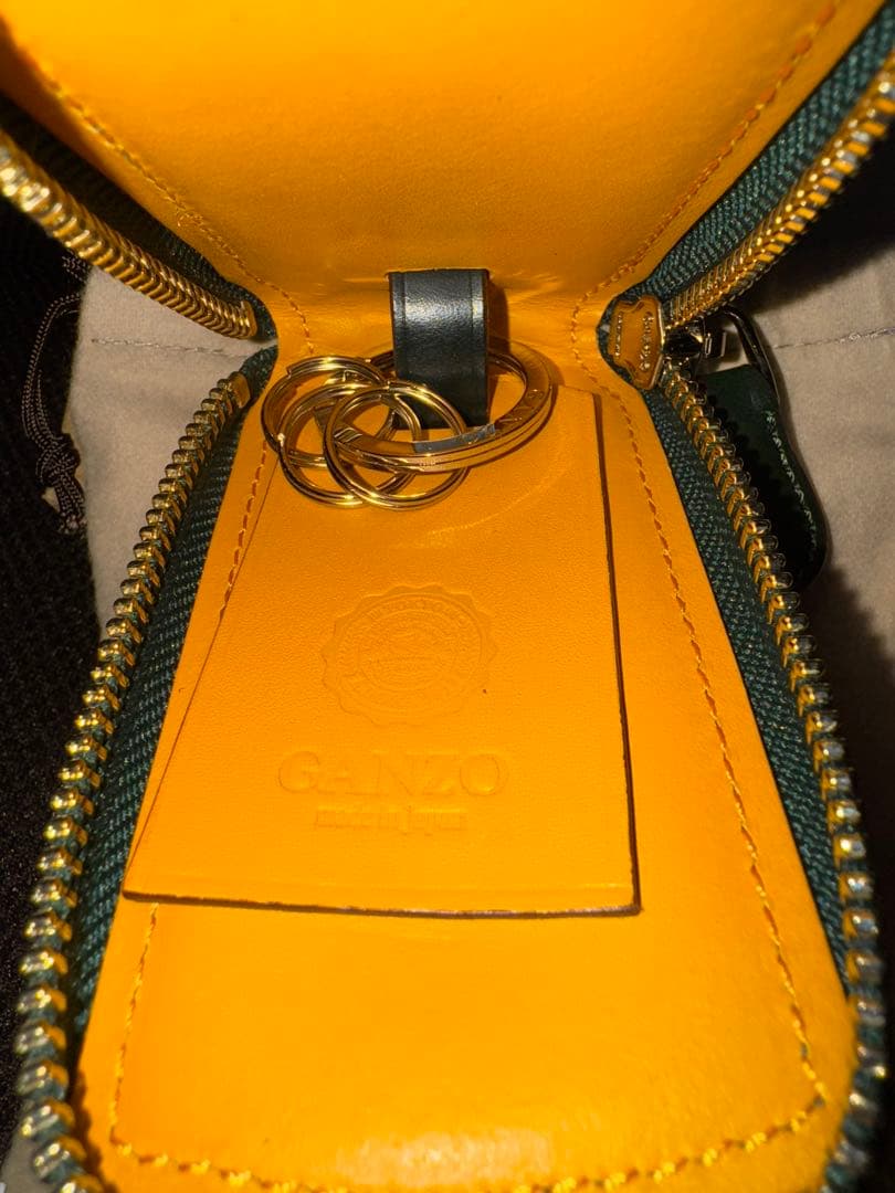 ganzoラウンドファスナーキーケース