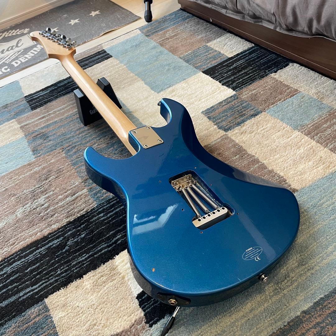 YAMAHA ヤマハ　Pacifica パシフィカ　PAC112X