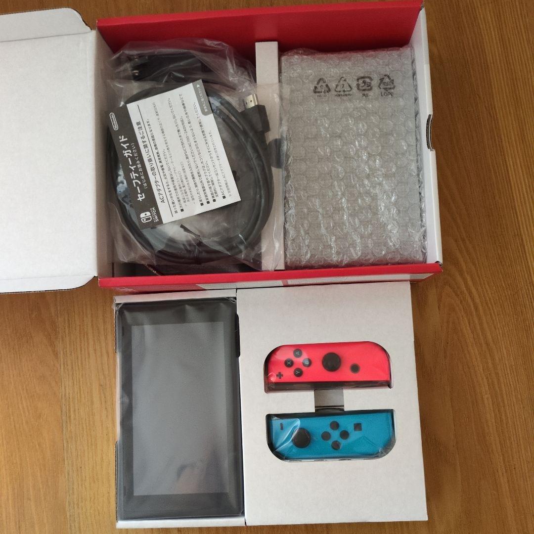 Nintendo Switch 本体（新品未使用）＆　収納バッグ（中古品）