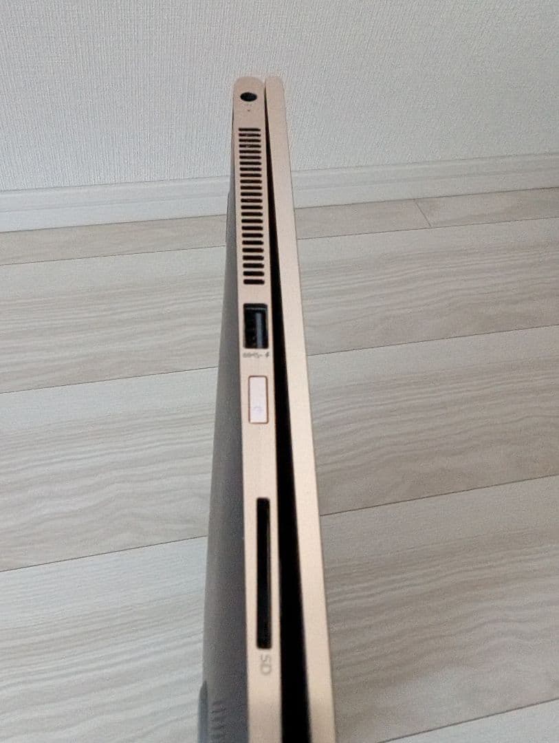 HP Spectre x360 13.3インチ ダークブラウン