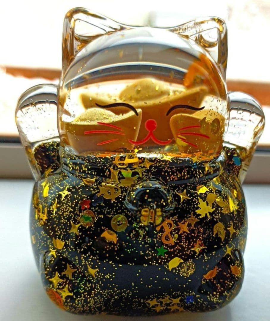 みんみん　開運絵画　♡愛の女王リング♡若々しい魅力的