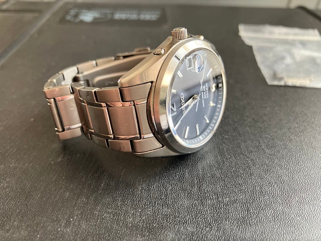 SEIKO チタン電波ソーラー時計 実用品