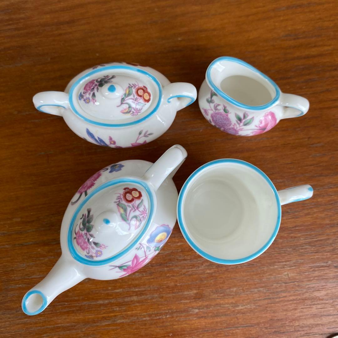 コールポート カーネーション　フラワー　ミニチュア　ティーセット