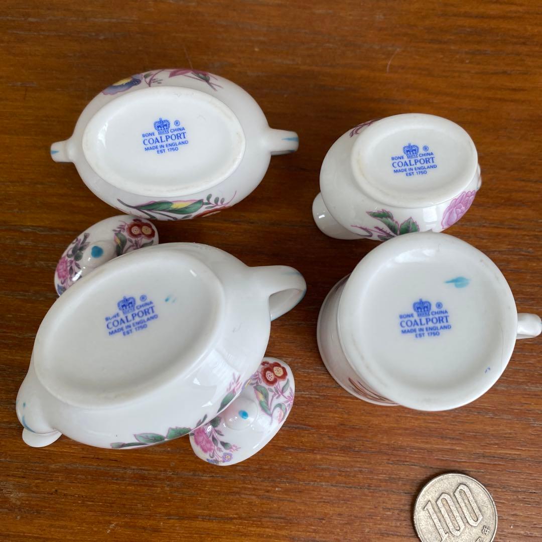 コールポート カーネーション　フラワー　ミニチュア　ティーセット