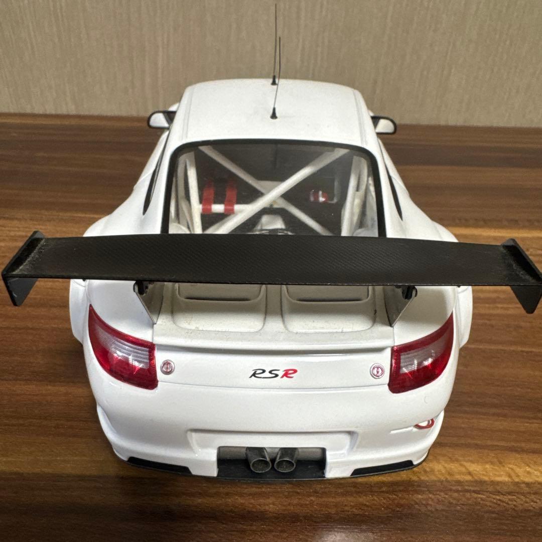 オートアート AUTOart 1/18 ポルシェ911（997） ＧＴ３ＲＳＲ