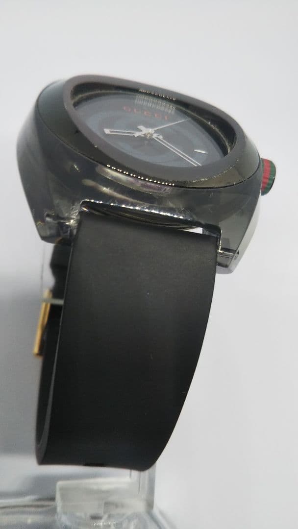 【電池交換済み】GUCCI シンク ブラックラバーベルト 時計