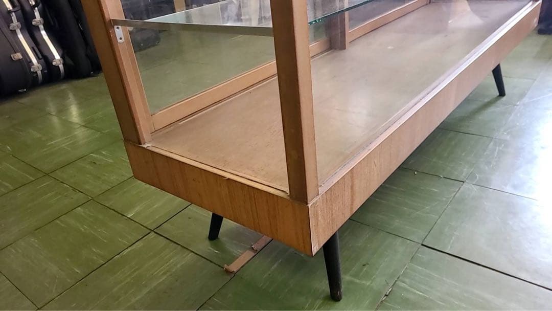 ヴィンテージ　木製　ガラスショーケース