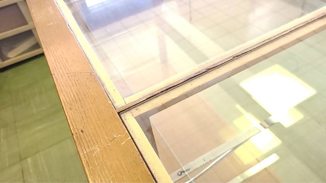 ヴィンテージ　木製　ガラスショーケース