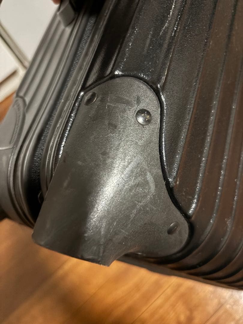 RIMOWA リモワ サルサ 機内持ち込み 35L前後 ブラック黒2輪