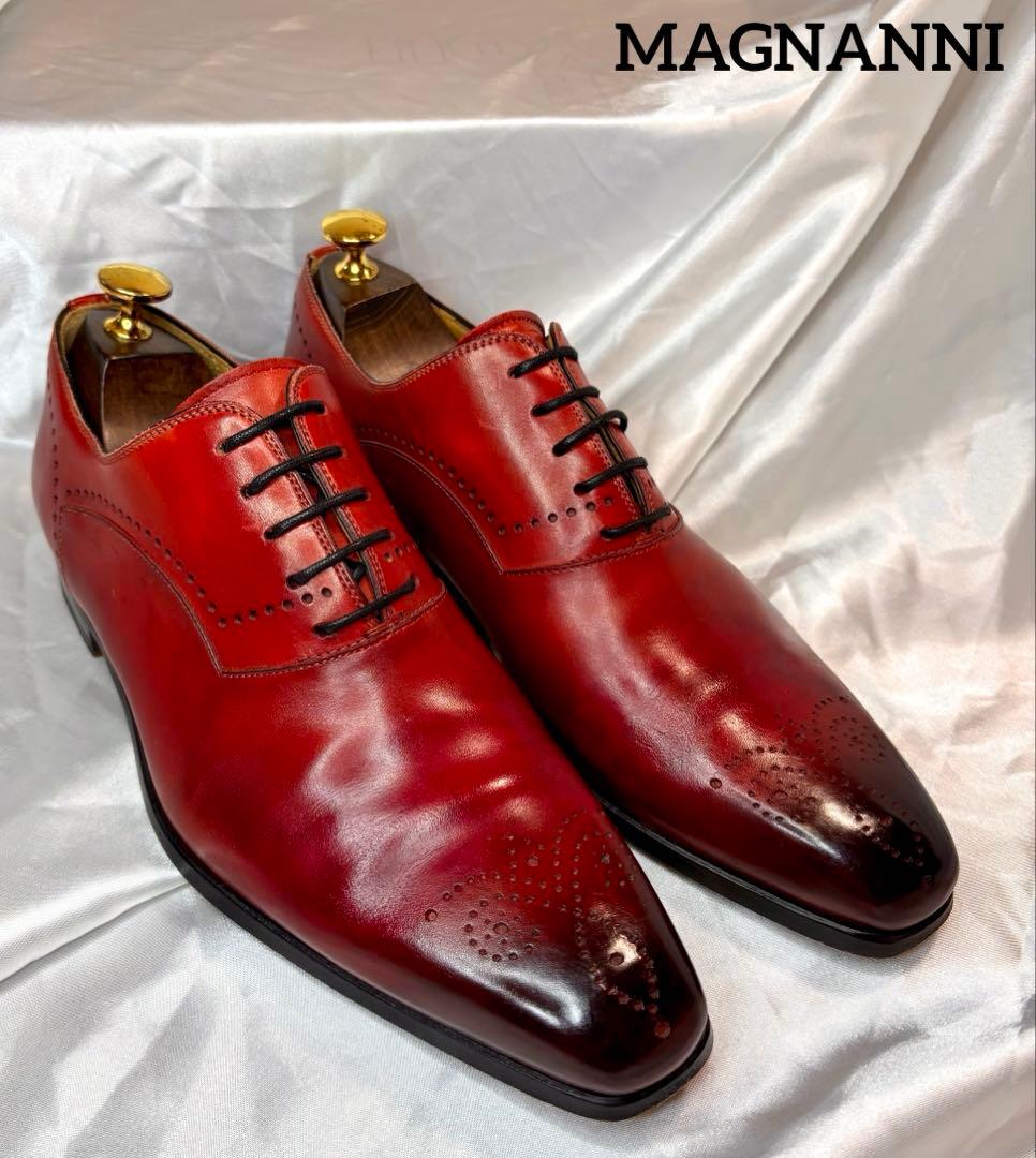 MAGNANNI マグナーニ　プレーントゥ　赤茶　EU39(25相当)