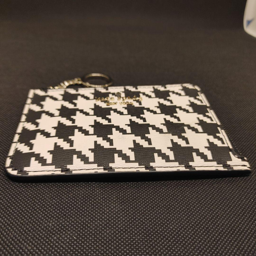 【新品】kate spade　ケイトスペード　ケース　ラウンドファスナー