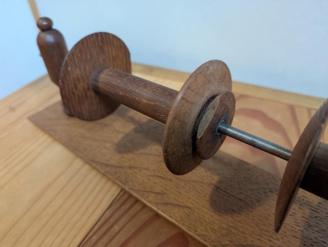 紡毛機　紡ぎ車　糸車　（イギリス製）