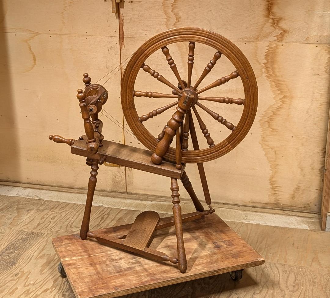 紡毛機　紡ぎ車　糸車　（イギリス製）