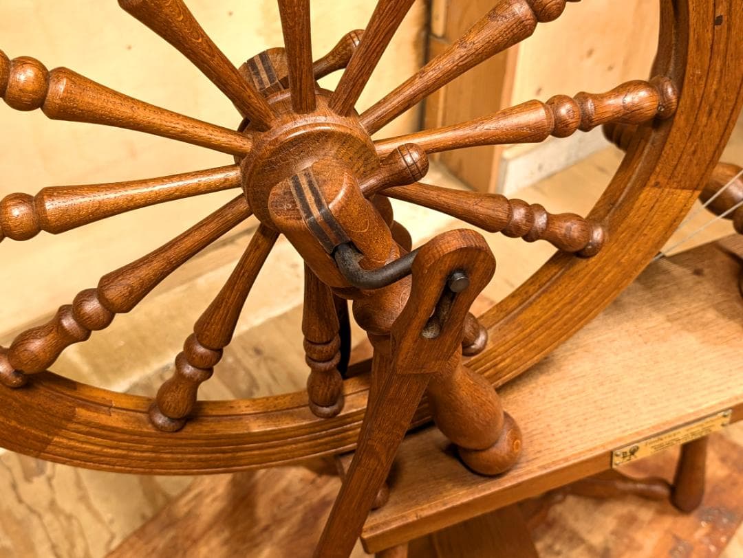 紡毛機　紡ぎ車　糸車　（イギリス製）