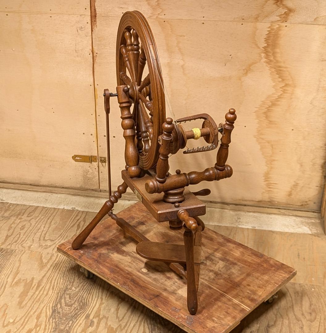 紡毛機　紡ぎ車　糸車　（イギリス製）