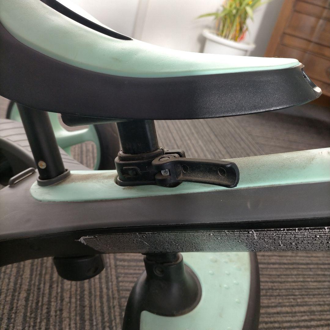 【E】Globber エクスプローラー　三輪車 ブラック・ミント 幼児向け