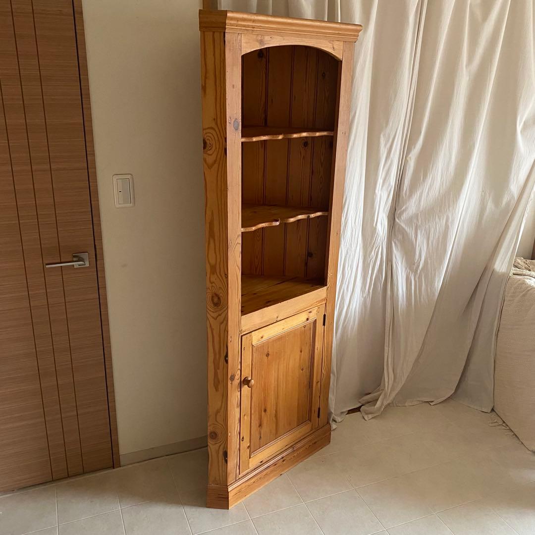 アンティーク　カントリー　パイン材　コーナーキャビネット　シェルフ　カップボード