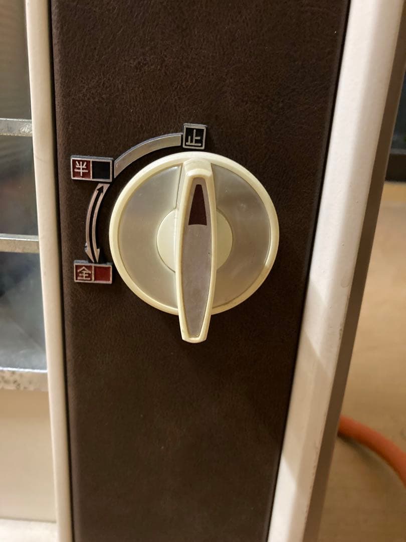 リンナイ R-858 LPガスストーブ 暖房　ヒーター