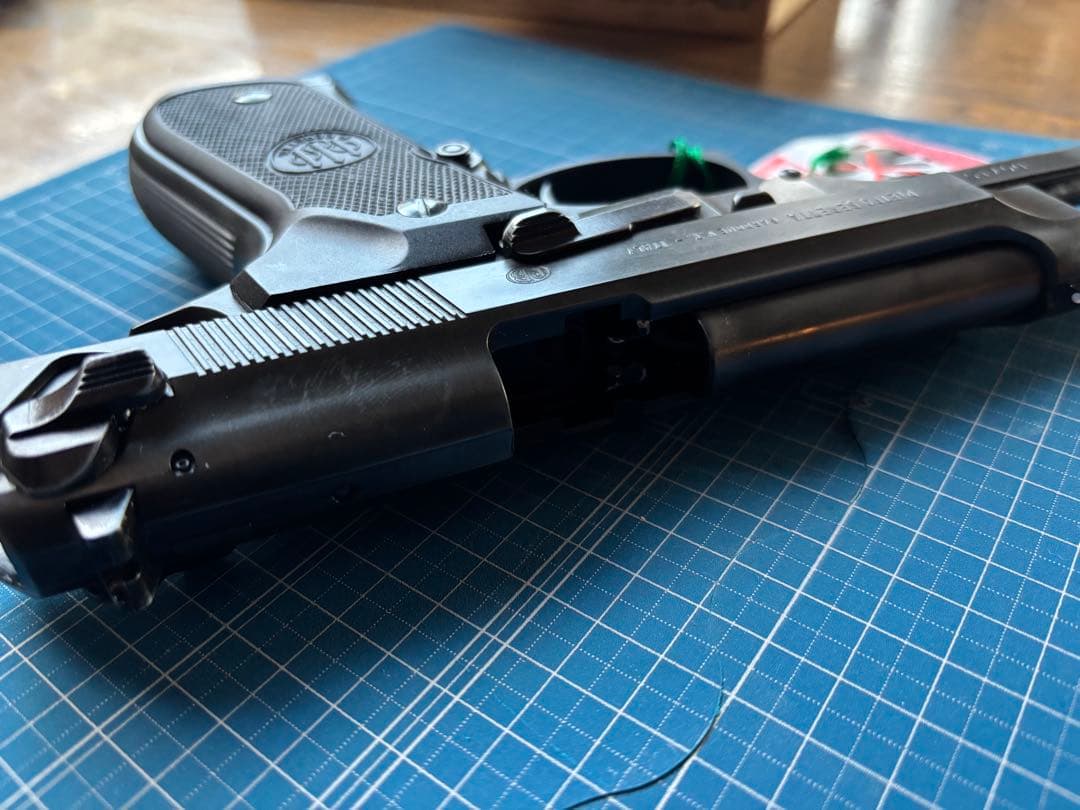 ウエスタンアームズ　ベレッタ M92FS バトルダメージ