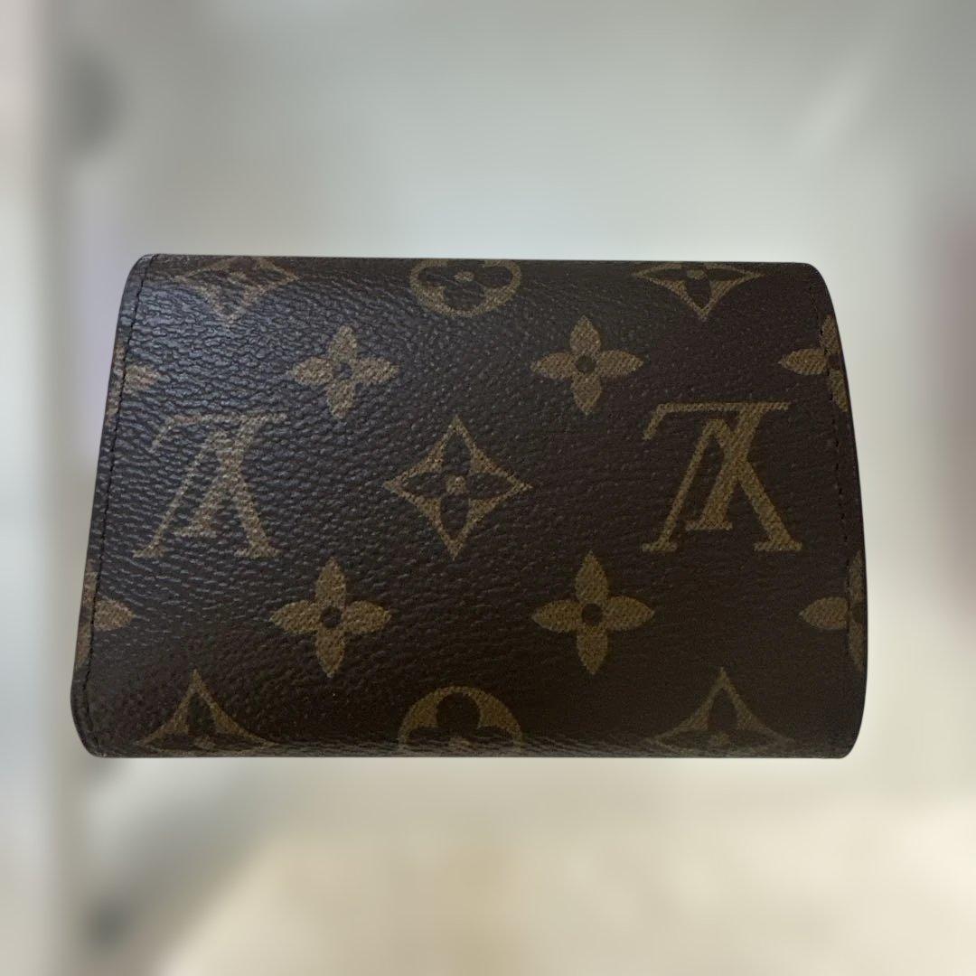 ルイヴィトン ポルトフォイユビクトリーヌ 三つ折財布