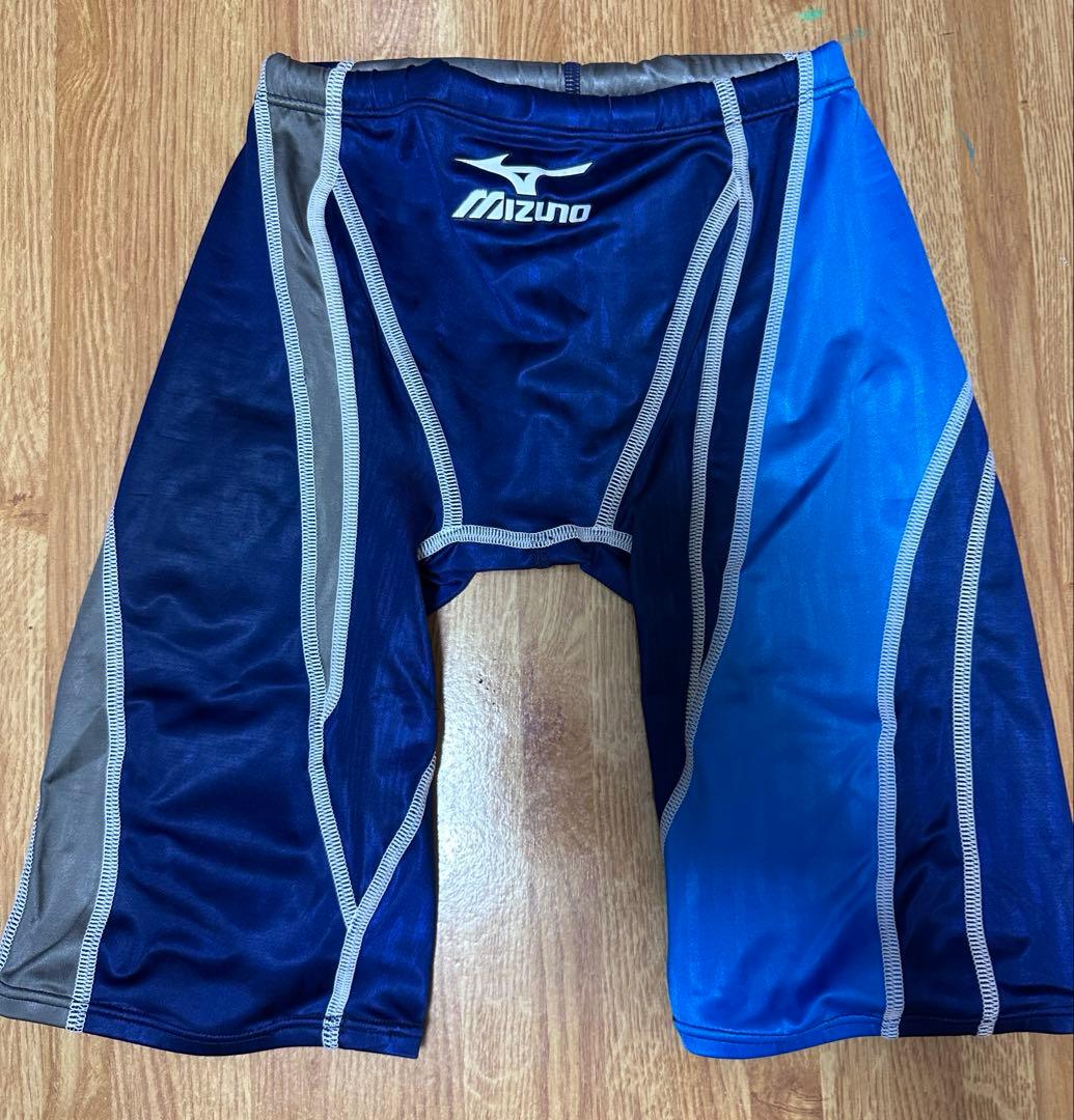 ミズノ　アクセルスーツ　M