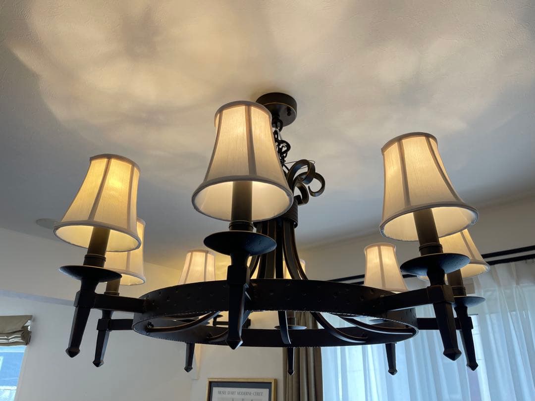 シャンデリア 8灯とブラケットランプ 2灯×2セット