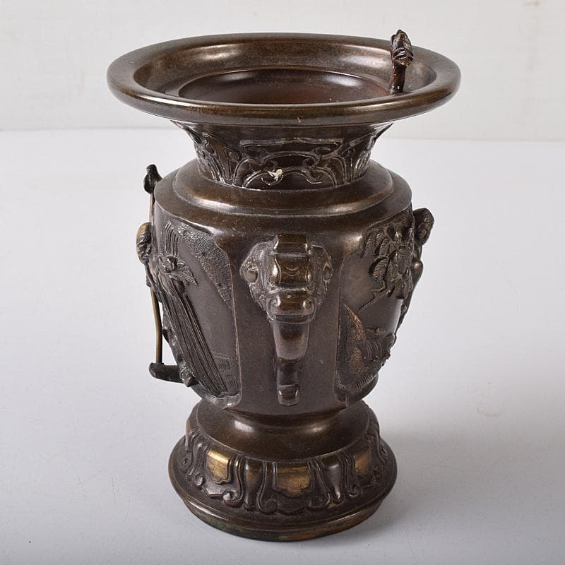 仏教美術　金工師　中尾宗貞制造　古銅　盛上彫　人物刻　花立　仏具　V　R8422