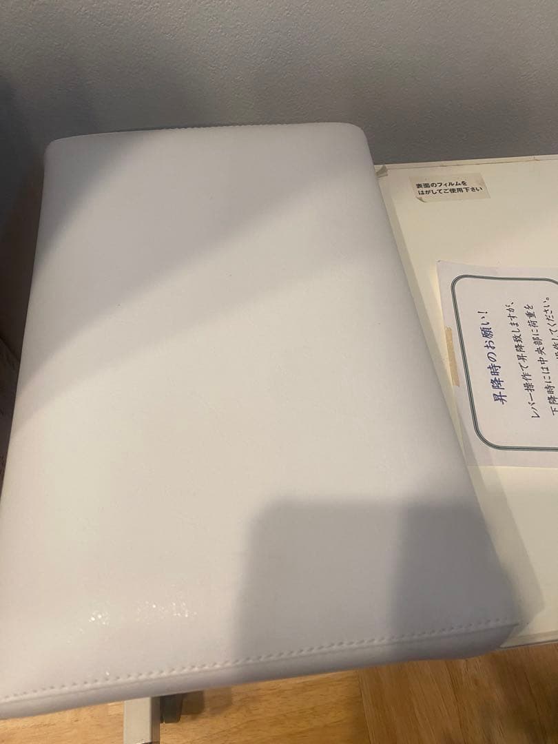 フットネイル/フットチェア/オットマン/昇降/フットケア作業台/リフレマッサージ