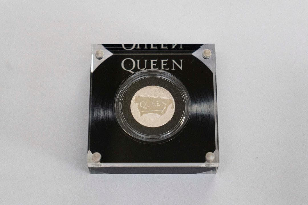 ★クイーン★巨大銀貨★ 2020 モダン 金貨