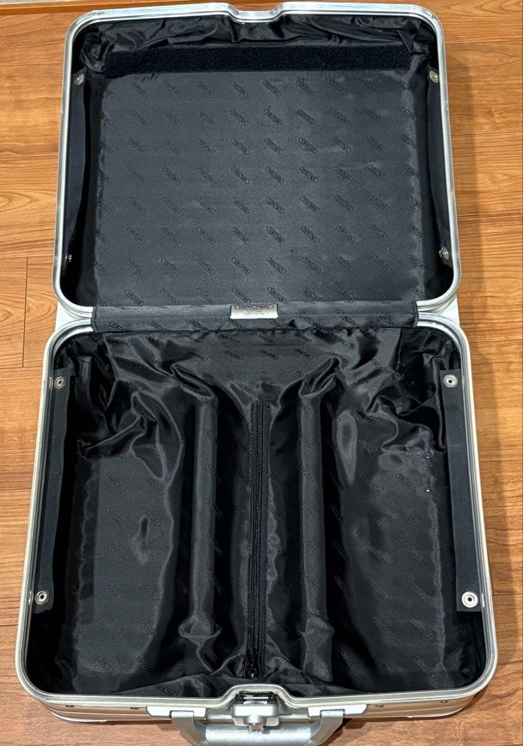 RIMOWA リモワ 928.40 トパーズ TSA 28L 廃盤 青ロゴ 美品