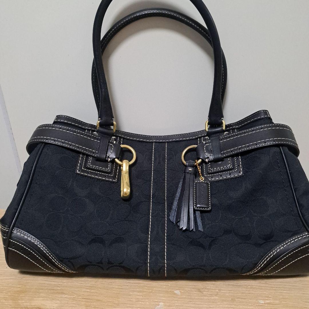 (美品）COACH　シグネチャー　ショルダーバッグ